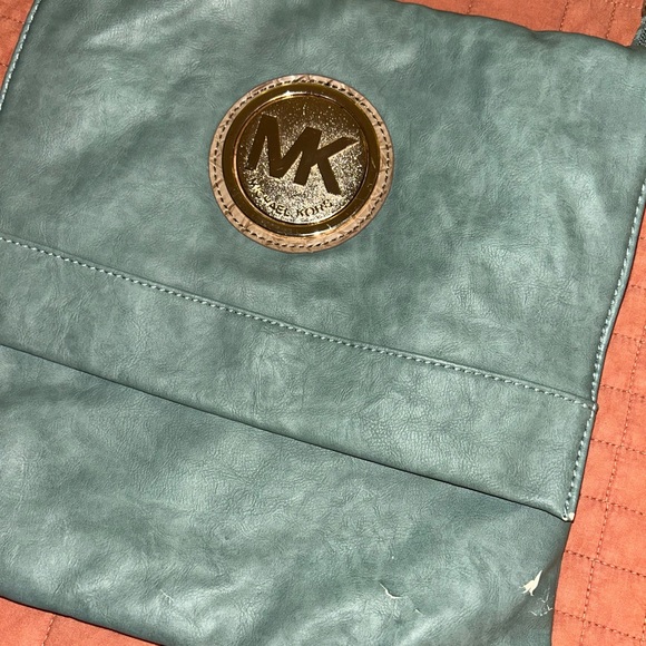 Michael Kors Teal Green Crossbody Bag with MK Emblem - Picture 2 of 4